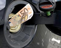 Auto e inquinamento: meno emissioni = meno spesa per il carburante