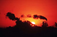 Nel 2011 le emissioni globali di CO2 a 34 miliardi di tonnellate ed e' sempre la Cina a guidare la classifica dei Paesi piu' inquinanti