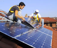 Energia dal sole: superato il tetto dei 100 mila impianti