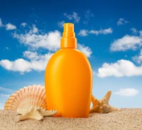 creme protettive solari causa tumori, melanoma con creme solari, nuove ricerche melanoma