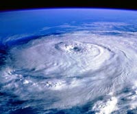 I cicloni tropicali si intensificano a causa dell'inquinamento atmosferico