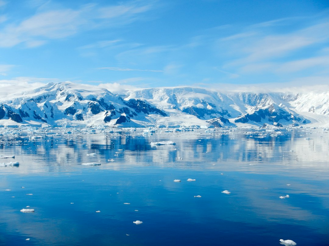Un milione di km² di ghiaccio artico in meno: le proiezioni potrebbero sottostimare il calo
