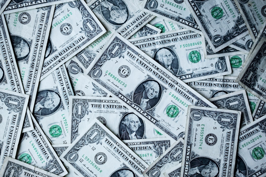 Banche mondiali: dal 2015 sono 8,7 i trilioni per finanziare i combustibili fossili