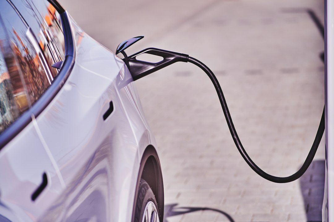 Auto elettriche, settembre da record in Europa mentre il Nord America cala del 44%
