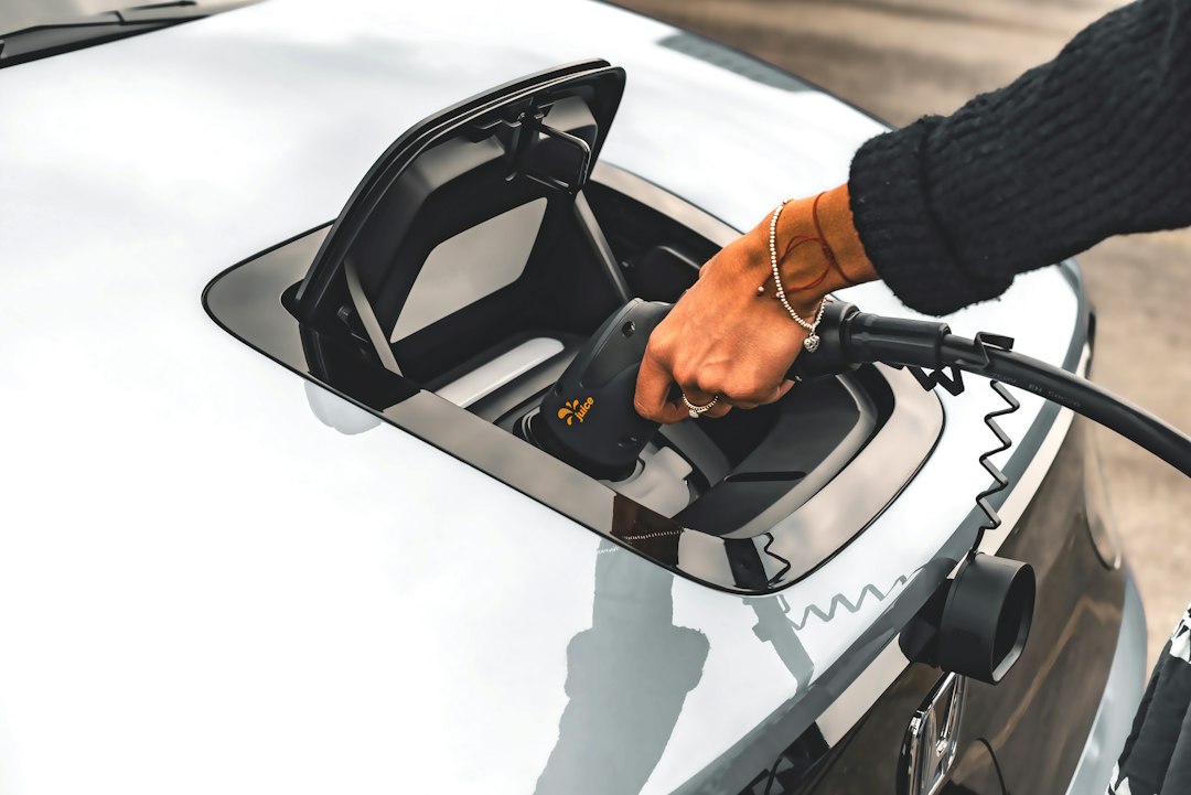 Regole d'origine delle batterie UE-Regno Unito, appello a non rinviare ancora