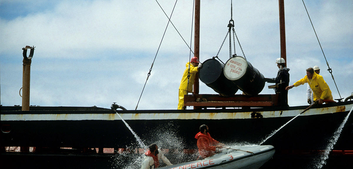 Nell'Atlantico i primi rilievi ravvicinati su 200.000 fusti radioattivi