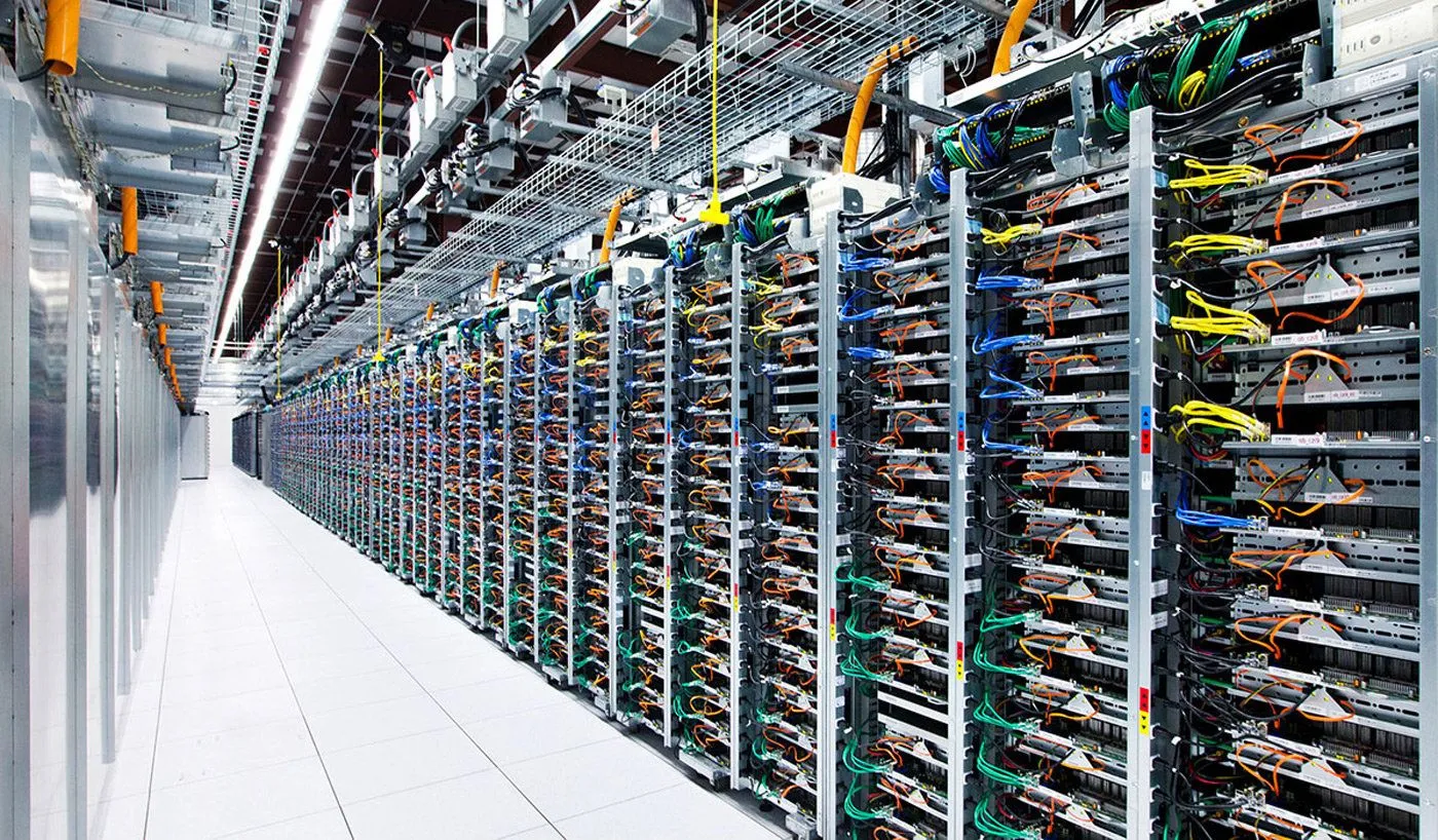 La corsa all'IA allontana Google e Amazon dai loro obiettivi sul clima