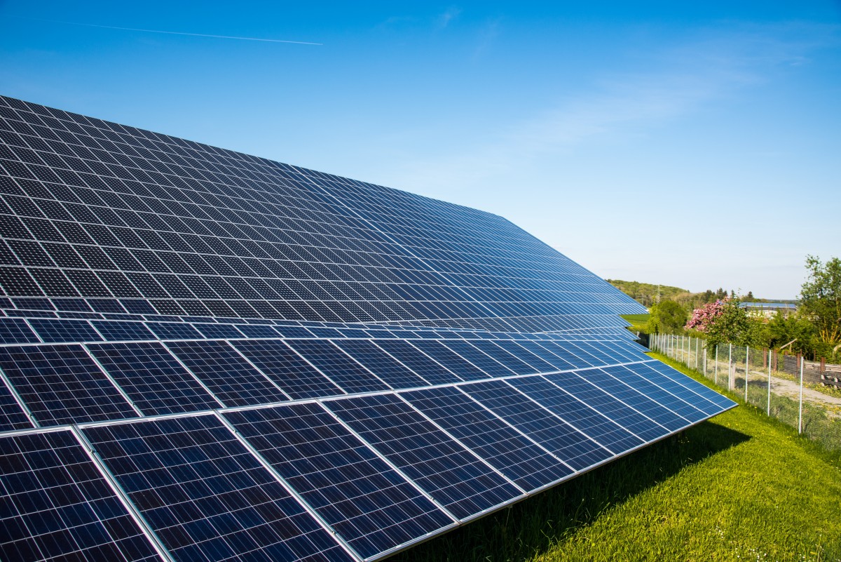 Celle solari con perovskite: la corsa all'innovazione passa da Usa, Regno Unito, Giappone e Australia