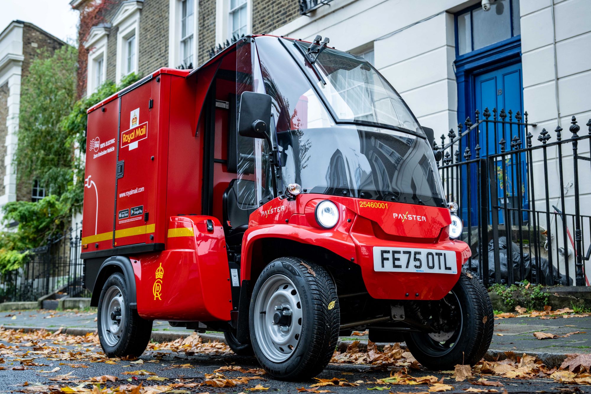 Il servizio postale britannico supera i 9.000 furgoni elettrici nella sua flotta