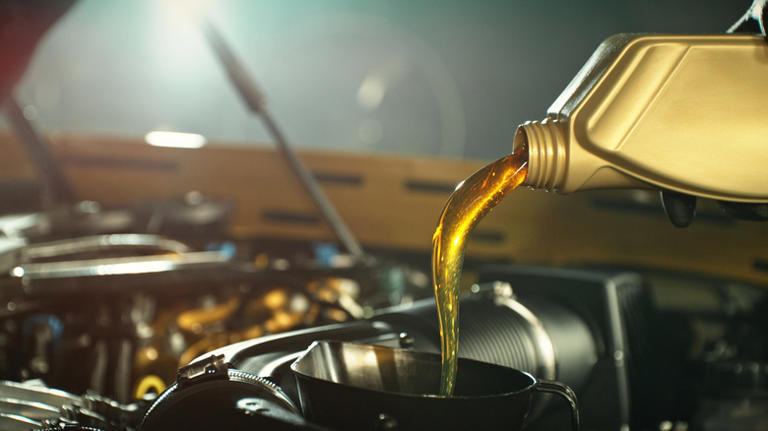 Uno dei materiali plastici più difficili da riciclare diventa lubrificante per motori