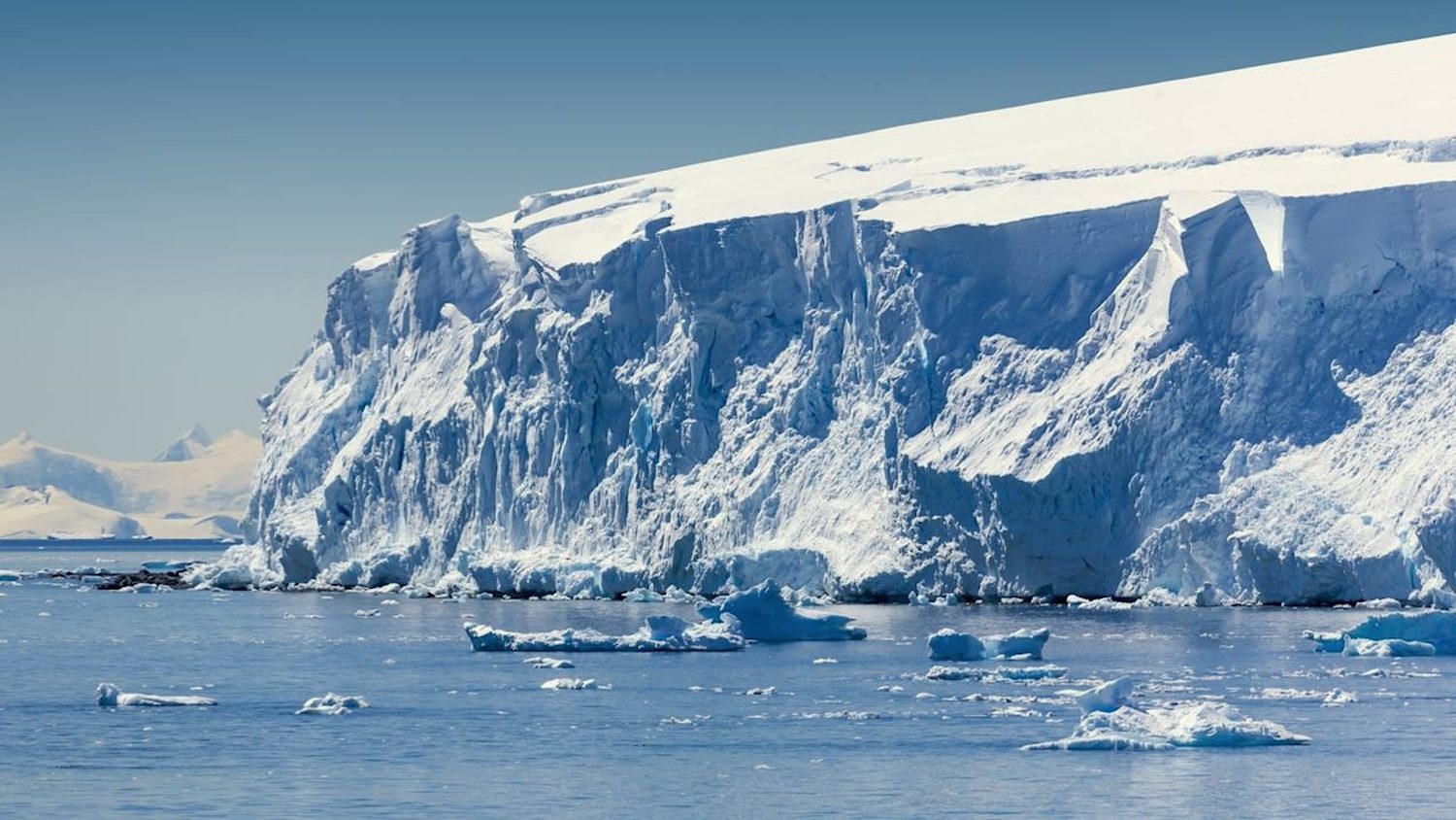 Thwaites, il ghiacciaio antartico potrebbe perdere l’ancoraggio già nel 2038