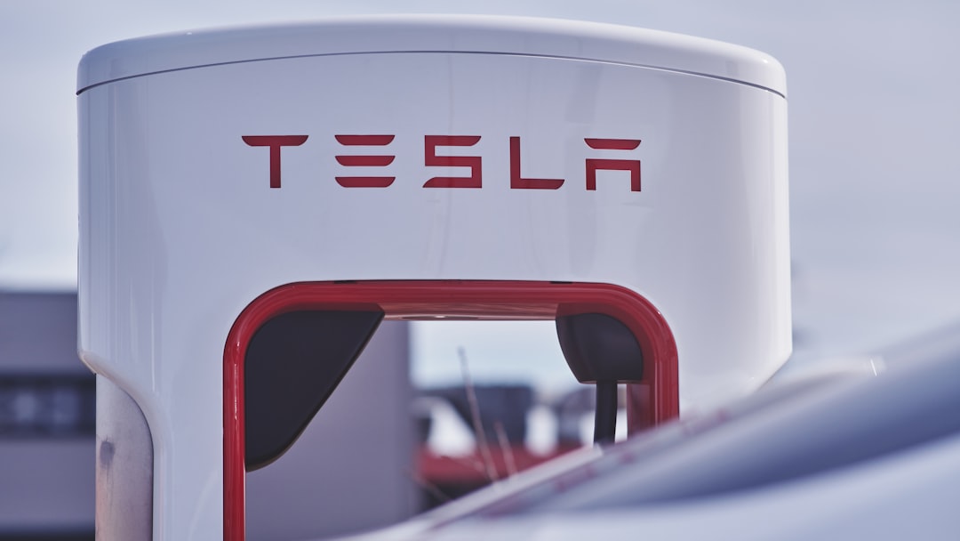 Una batteria da 500 megawattora firmata Tesla entra in funzione nella rete elettrica del Texas
